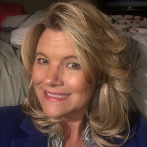 Meet your Posher, Janet